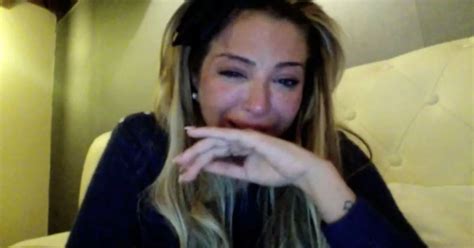 Shari Low Don T Get Caught In Eye Of Revenge Porn Storm Shari Low Daily Record