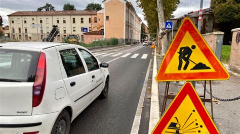 Lavori In Corso Nelle Vie Zavaglia Tortona E Massarenti Cambia La