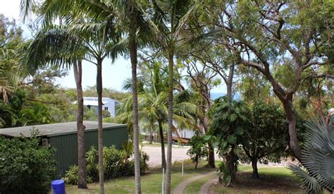 Apartments Orchid Beach Trading Post And Driftwood Bar