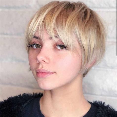 Pageboy Haircut For Bold And Babe Look Hottest Haircuts