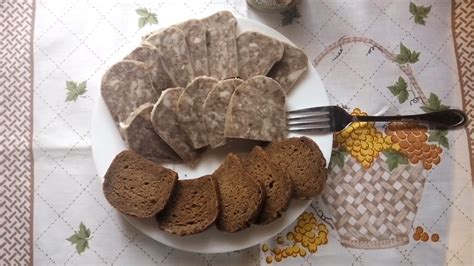 Свиной Зельц Сальтисон из свиной головы в желудке Сальцісон Salceson ...