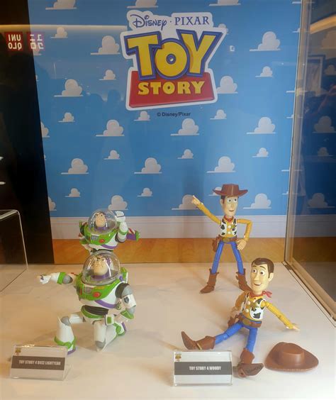 Bandai Model kits of Woody and Buzz : r/toystory