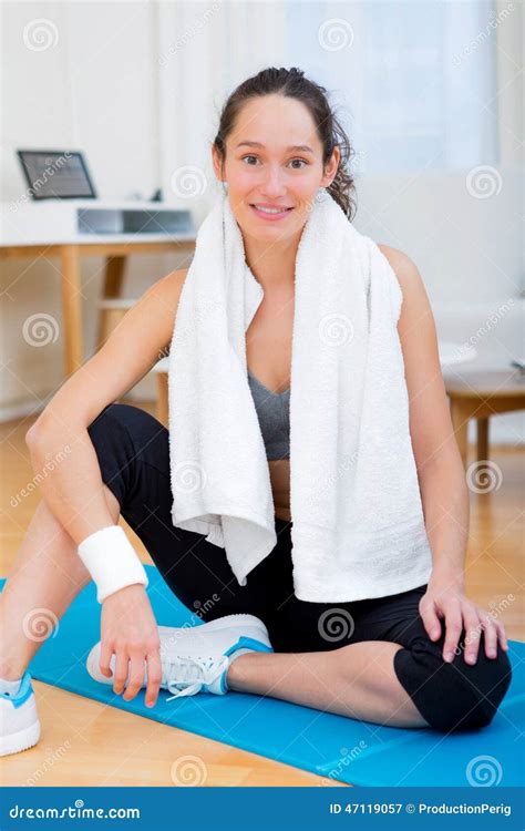 Portrait Of An Attractive Girl Having Rest After Sport Stock Image Image Of Sportive Focused