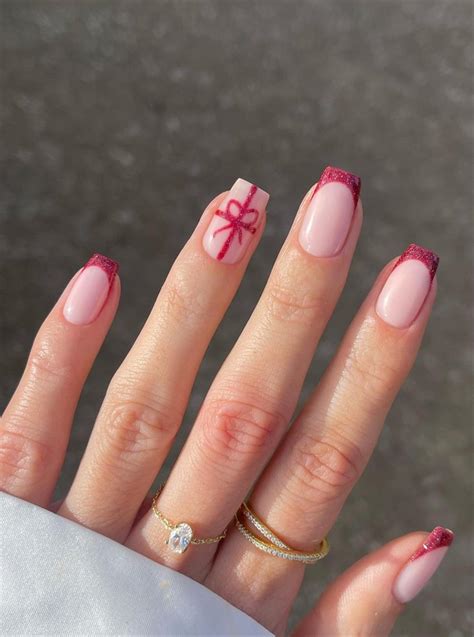 Classy Short Christmas Nail Designs And Nail Colors For