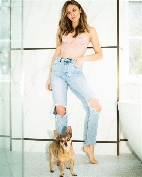 CHRISTINE EVANGELISTA – Instagram Pictures 01/04/2019 – HawtCelebs