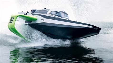 E1 Racing Racebird Electric Foiling Powerboat Takes Flight