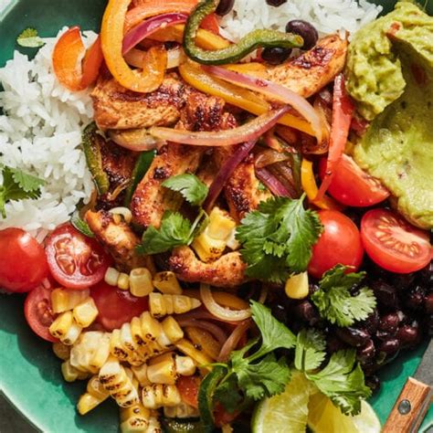 The Perfect Diy Chipotle Burrito Bowl What S Gaby Cooking