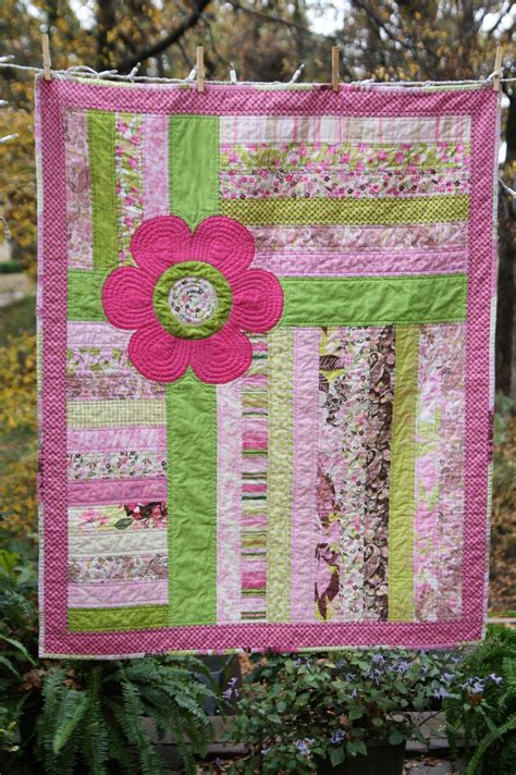 Jelly Roll Strip Quilt With Large Flower Applique Quilts Strip