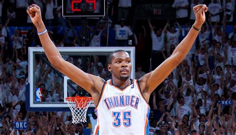 NBA: Oklahoma City Thunder’s Kevin Durant Wins 2014 NBA MVP Award ...