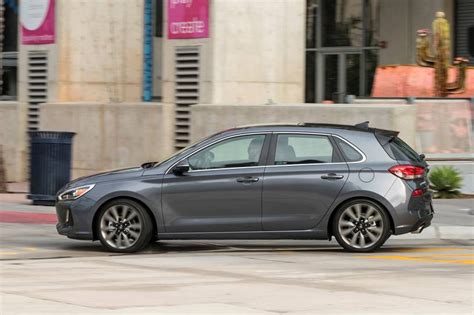 2019 Hyundai Elantra GT Hatchback Prices Reviews And Pictures Edmunds