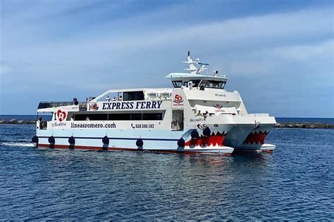 Billete De Ferry De Ida Y Vuelta A La Graciosa Desde Lanzarote