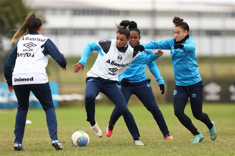 Gurias Gremistas Intensificam Prepara O Visando Ao Brasileir O Feminino