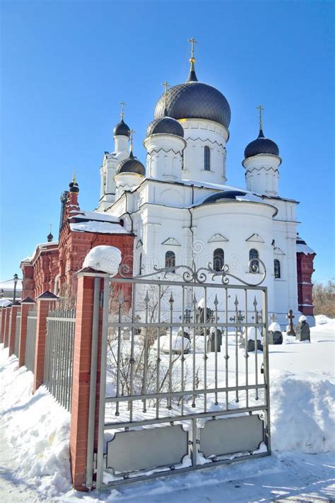 Templo Del Icono De Tikhvin De La Madre De Dios En Rusia Nogin Imagen