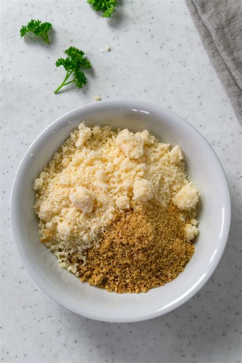 9 Best Keto Bread Crumb Substitute Options Oh So Foodie