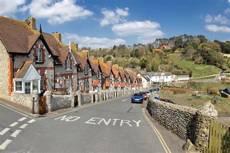 10 Most Picturesque Villages in Devon - Head Out of Plymouth on a Road Trip to the Villages of ...