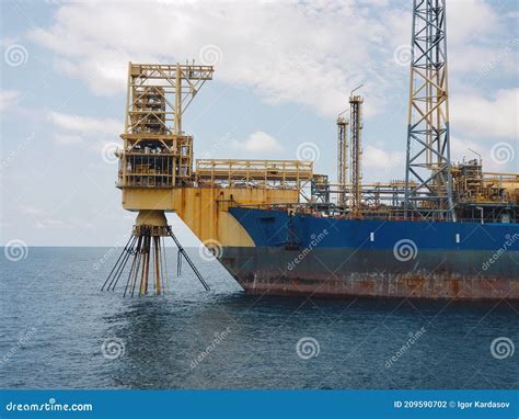 Floating Production Storage And Offloading FPSO Vessel Oil And Gas