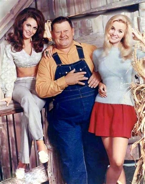 Diana Scott, Junior Samples, and Gunilla Hutton ~ Hee Haw 1st season ...