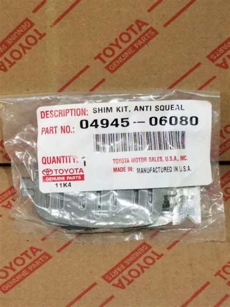 GENUINE TOYOTA REAR BRAKE DISC ANTI SQUEAL SHIM KIT CAMRY AVALON 04945