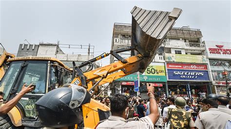 Bulldozers In Delhis Shaheen Bagh Uproar Pauses Anti Encroachment