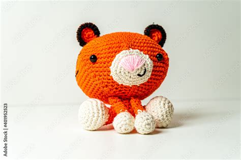 Oranger Tiger Amigurumi Selbstgemacht H Keln Stock Foto Adobe Stock