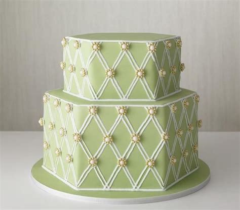 12 Great Wedding Cakes Hexagon Wedding Cake Green Cake Wedding Cakes