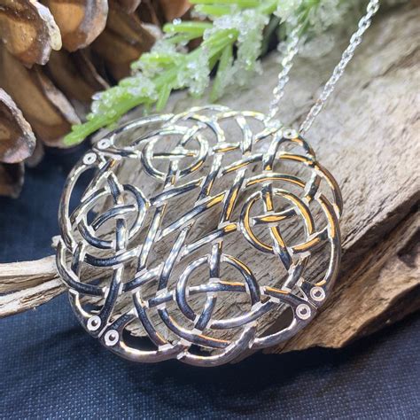 Heirloom Celtic Knot Necklace – Celtic Crystal Design Jewelry