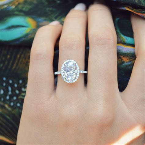 Dream Diamond Engagement Ring A Stunning And Delicate Oval Diamond