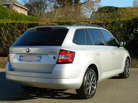 Troc Echange Superbe Break Skoda Fabia TDI 90 Combi 6900 KM Sur France