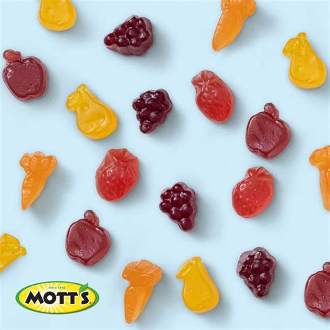 Buy Motts Fruit Flavored Snacks Assorted Fruit Pouches 08 Oz 40 Ct Online At Desertcart India