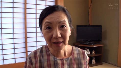 M915g09 Fifty Something Mature Woman In The Countryside Av Rich Vaginal Shot From The