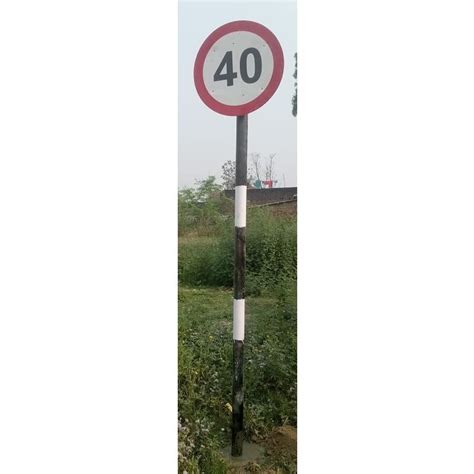 Redwhite And Black 66mm Mild Steel Reflective Traffic Sign Board At