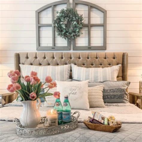 11 Steps To Create A Welcoming Guest Room Guest Bedrooms Guest Room