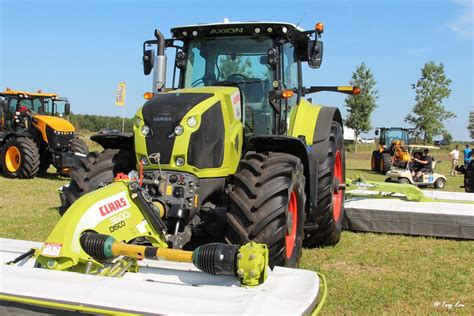 Fiche Technique Claas Axion