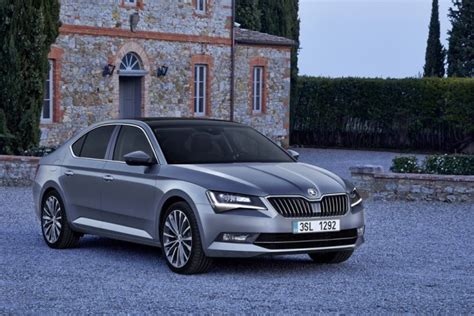 Skoda Superb | Reviews, Test Drives | Complete Car