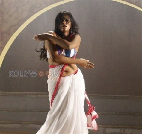 Hot Priyamani Stills Kollywood Zone