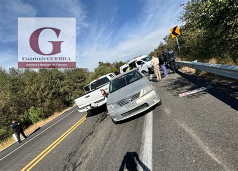 Por Esquivar Caninos Mujer Choca Contra Camioneta En La Tlaxcala