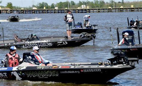 Orange Left Off Bassmaster Elite Series 2022 Schedule