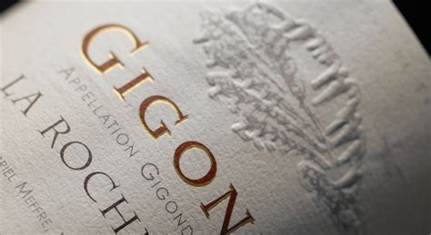 Wine Bottle Front Label Closeup - Lorpon Labels