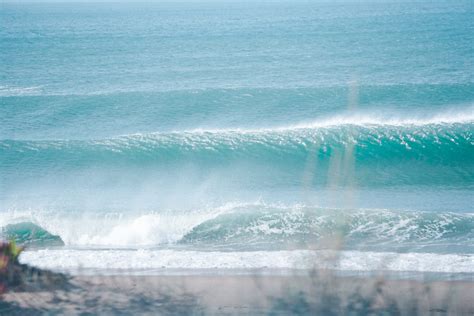 Learn to Surf in Nazaré - The Ultimate Guide | Surf4 You