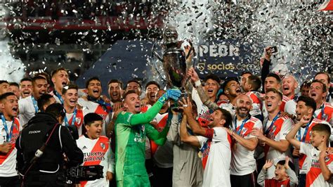 River Campeón De La Liga Profesional Radio Gráfica