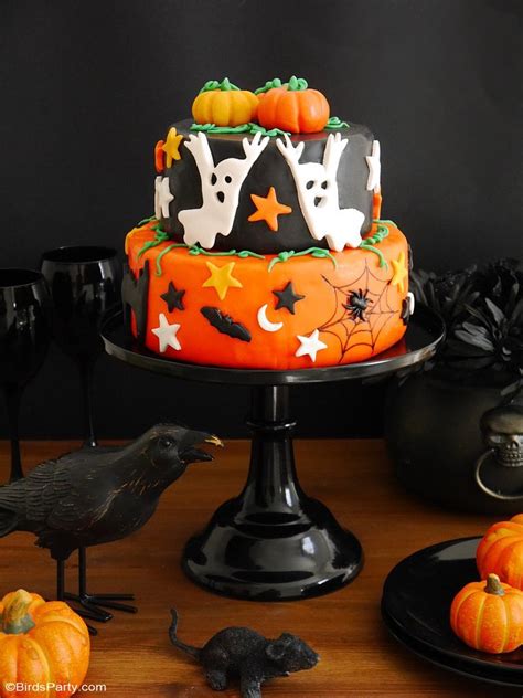 A Super Easy Two Tier Halloween Cake Party Ideas Party Printables Blog