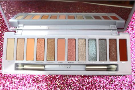 Glam Shine Beautyblog Urban Decay Naked Cyber Swatches