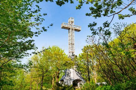 Mount Royal Cross in the Spring Stock Photo - Image of montreal, mount ...