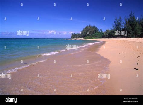 Kahana Beach Maui Hawaii Stock Photo - Alamy