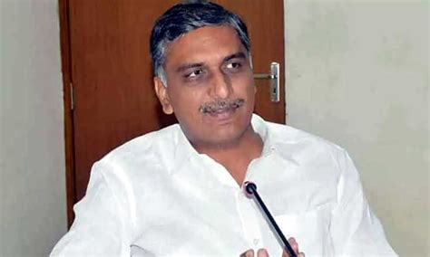 Harish Rao Takes Jibe At An Old Woman In Siddipet