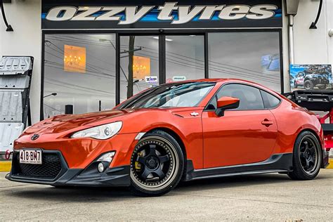 TOYOTA 86 HUSSLA ZEN MATTE BLACK BRONZE LIP BLACK RIVETS Wheel 11787