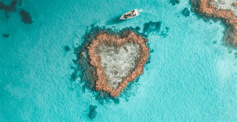 You Can Now Visit The Incredible Heart Island In The Great Barrier Reef Travel