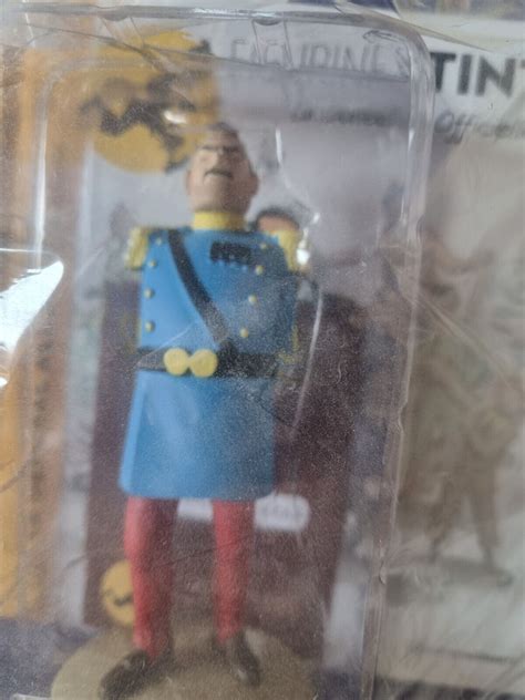 Figurine TINTIN Collection Officielle N42 ALCAZAR En Uniforme EBay