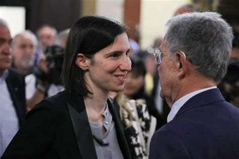 Elly Schlein Ai Funerali Della Moglie Di Romano Prodi Flavia Franzoni