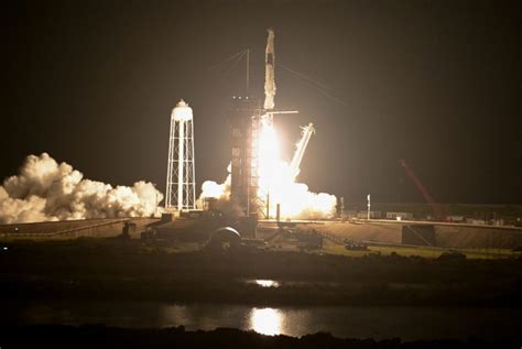 Spacex Launched Astronauts To International Space Station Pbs News